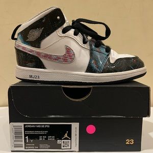 Jordan 1 Mid - Size 1Y
